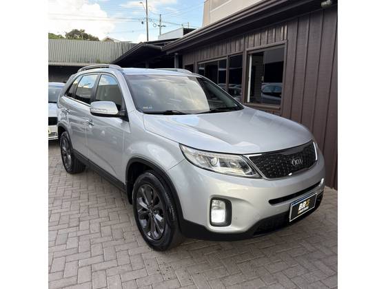 KIA SORENTO 2.4 16V GASOLINA EX AUTOMÁTICO KIA SORENTO 2.4 16V GASOLINA EX AUTOMÁTICO